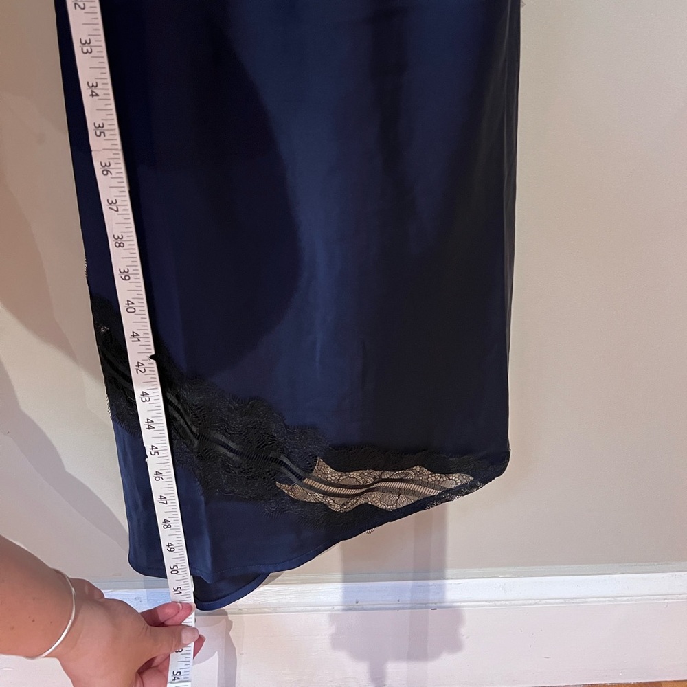 House of Harlow 1960 Navy and Black Lace Slip Dress - Picture 7 of 7